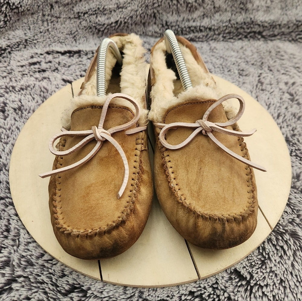 UGG Dakota Women's Slipper Chestnut Brown Leather Tie Size 7 - Picture 3 of 9